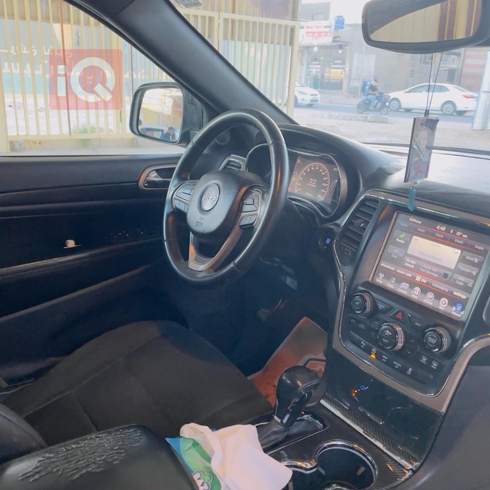 جيب جراند شيروكي